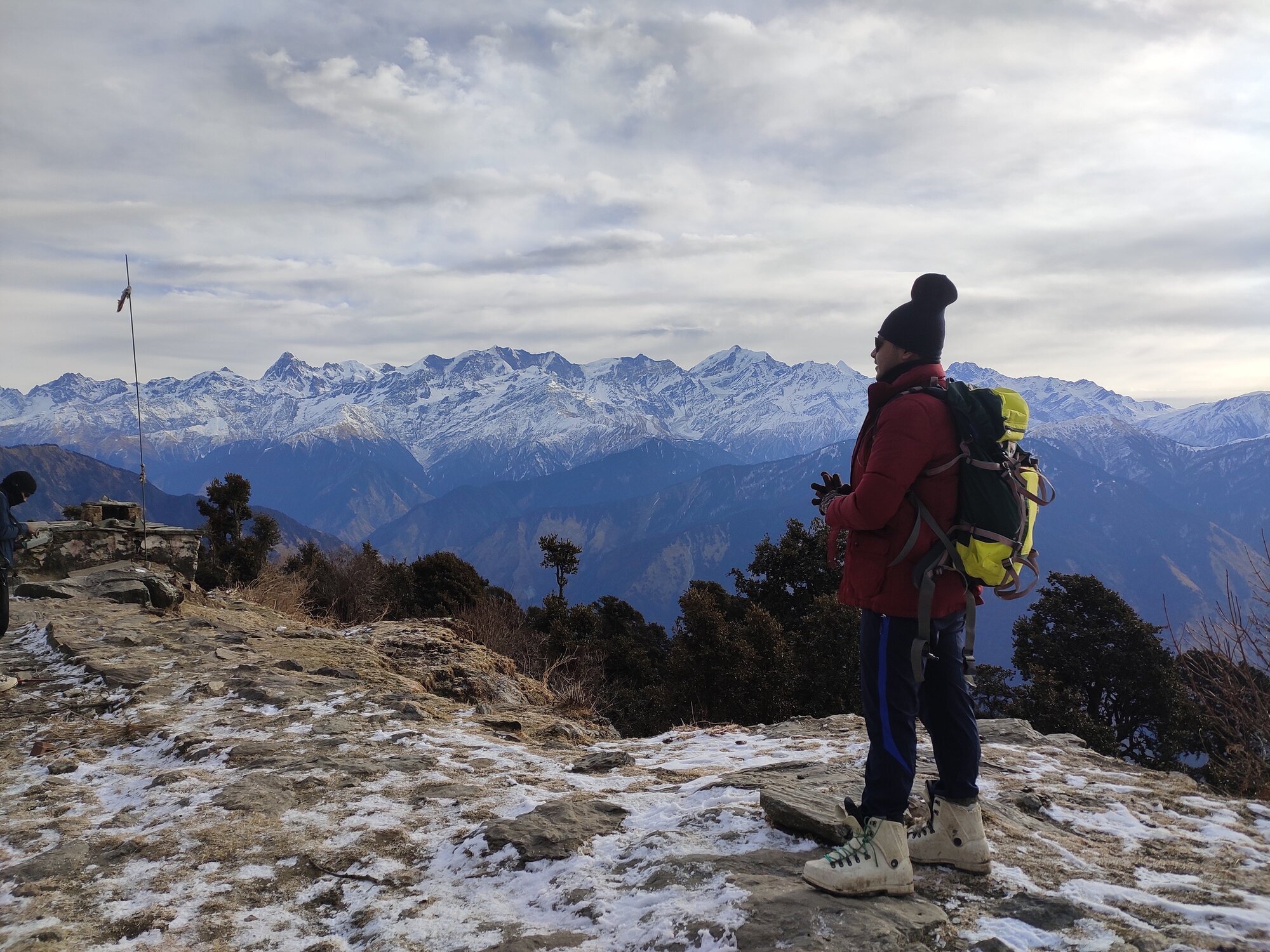 We take photos at the stop-and-see points